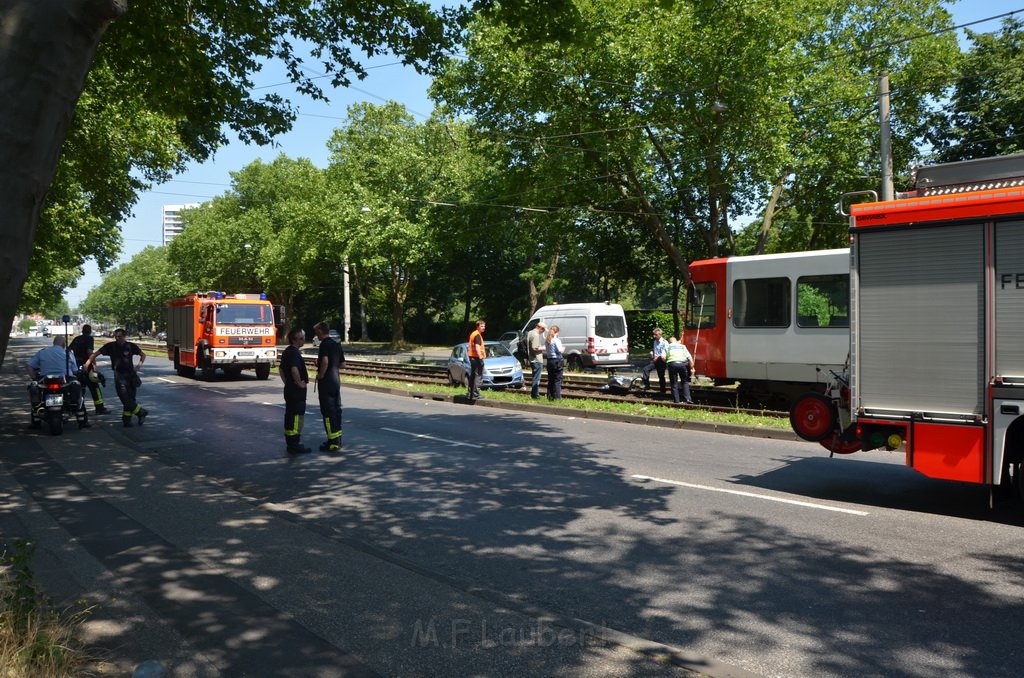 VU Pkw Strab Koeln Deutz Bergischer Ring P094.JPG - Miklos Laubert